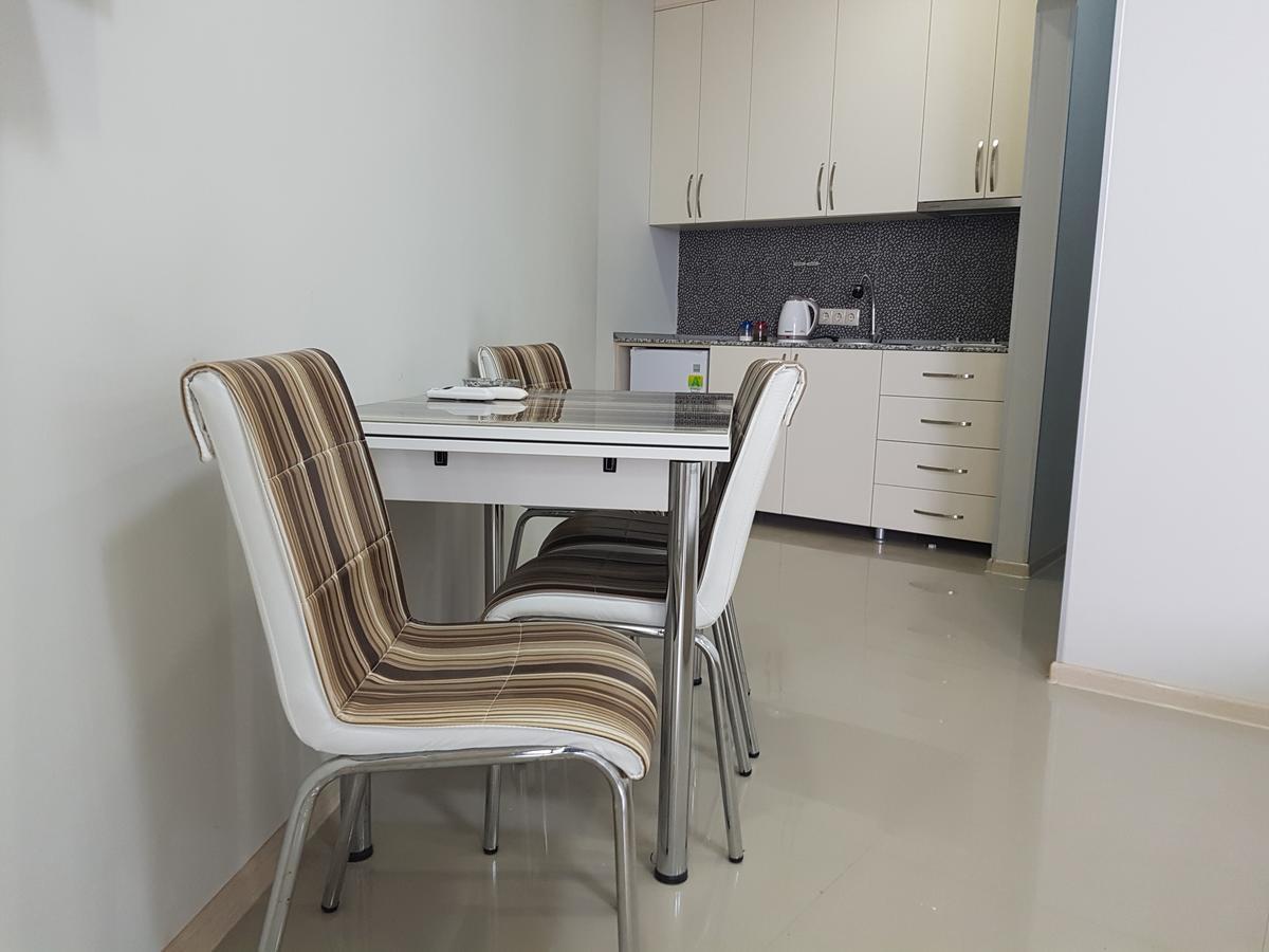 Apartment In Front Of Mcdonald'S Батуми Экстерьер фото
