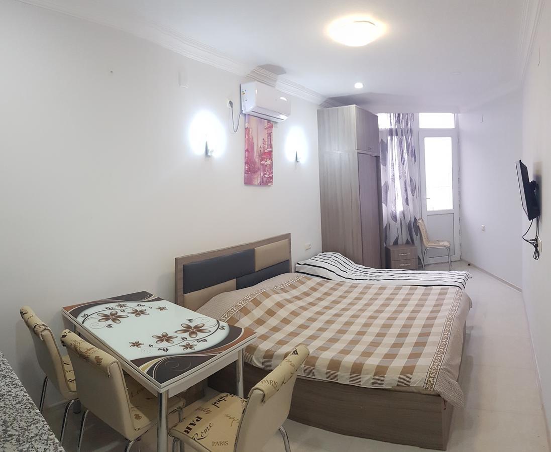 Apartment In Front Of Mcdonald'S Батуми Экстерьер фото