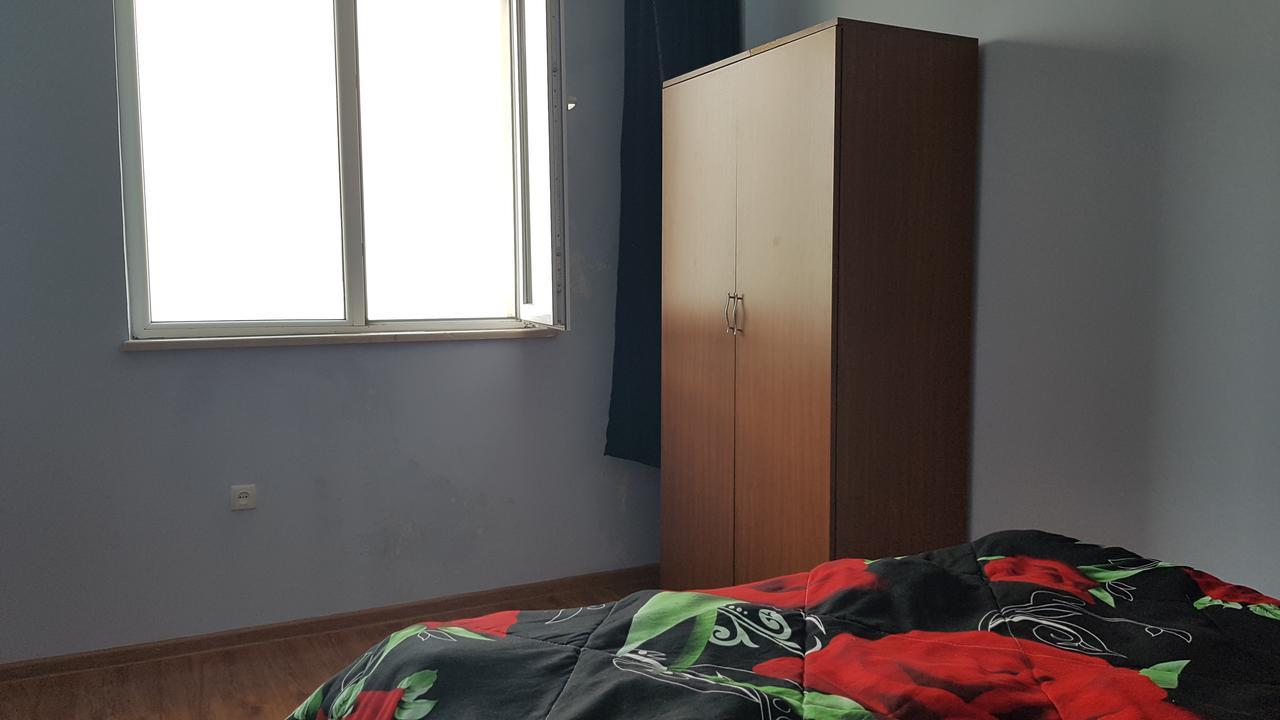 Apartment In Front Of Mcdonald'S Батуми Экстерьер фото